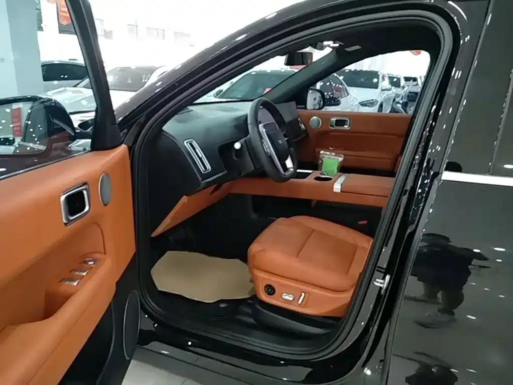 Li Auto L6 2025 Pro Smart Renewal Edition — миниатюра 16