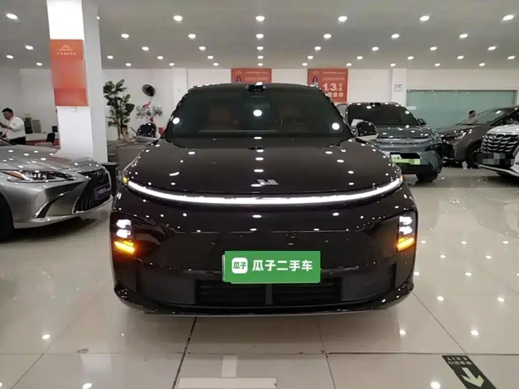Li Auto L6 2025 Pro Smart Renewal Edition — миниатюра 3