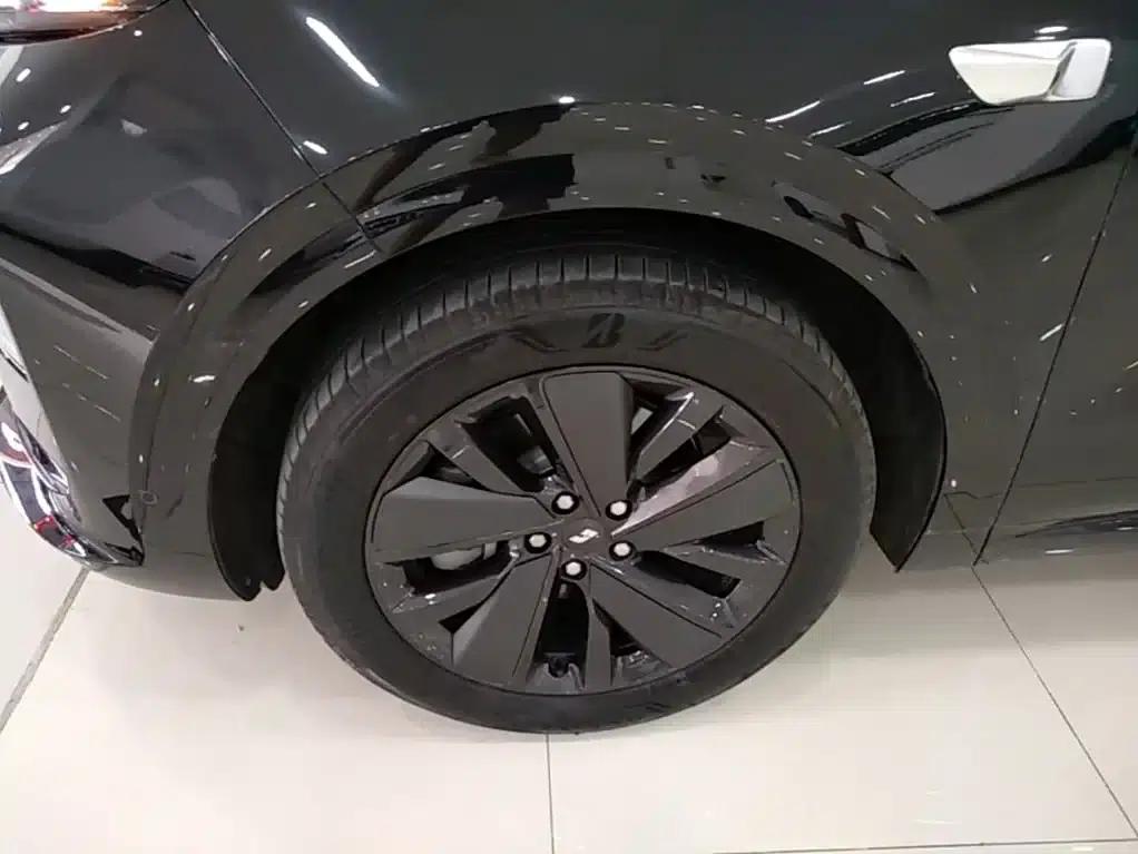 Li Auto L6 2025 Pro Smart Renewal Edition — миниатюра 23