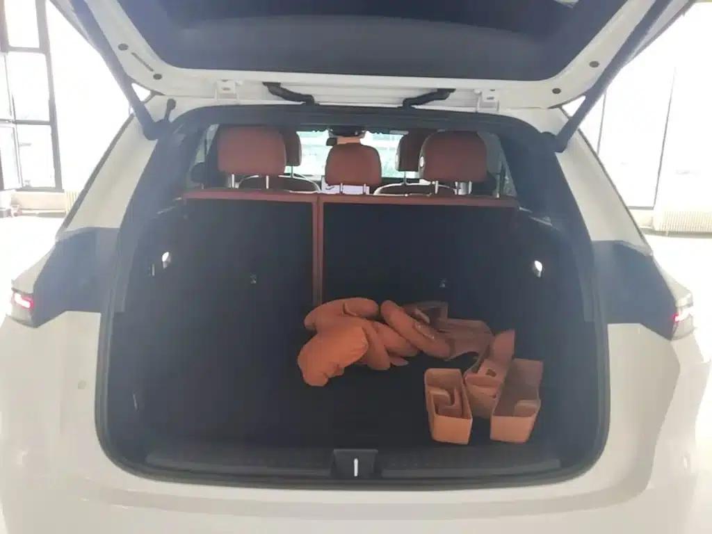 Li Auto L6 2024 Pro — миниатюра 19