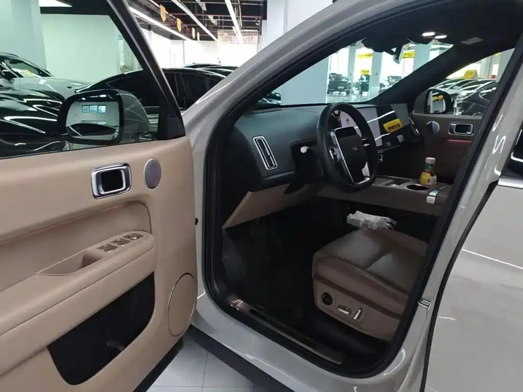 Li Auto L6 2025 Pro Smart Renewal Edition — миниатюра 16