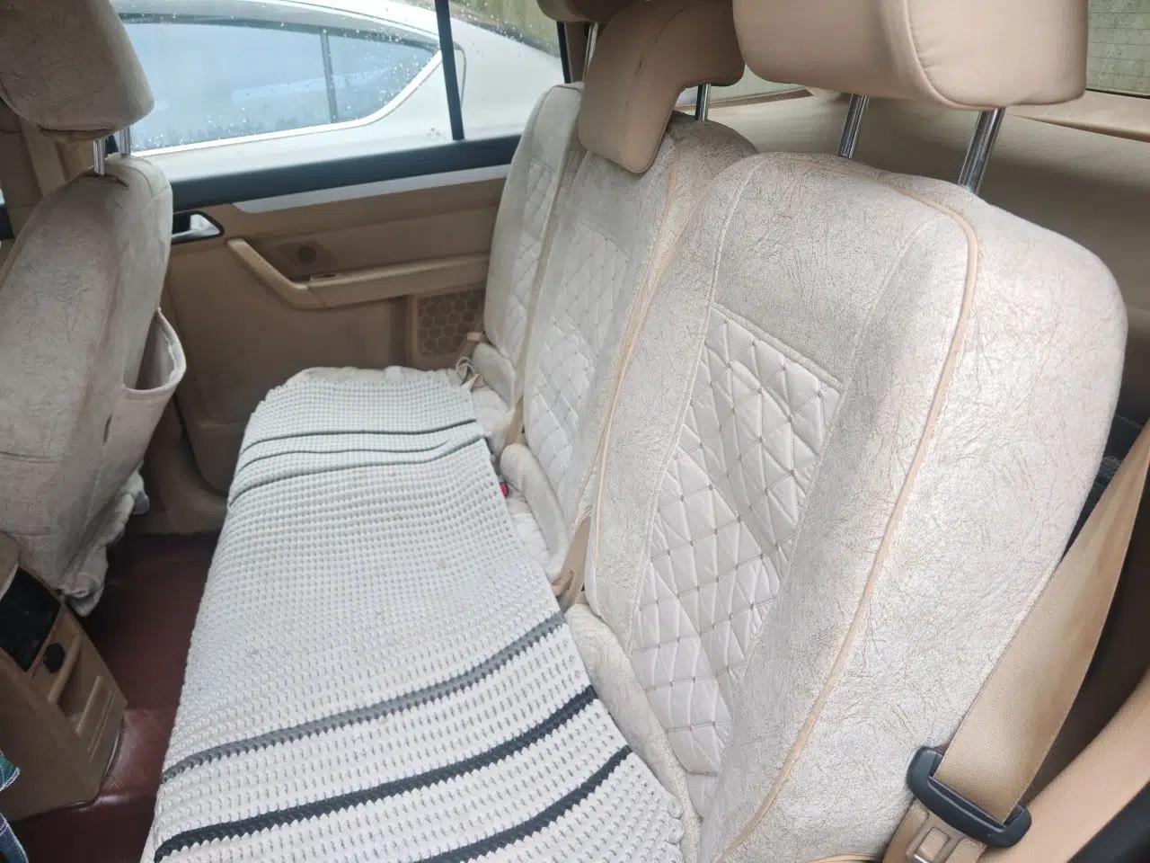 Volkswagen Touran 2011 1.4T Manual ZhiShang Edition 5-seater — миниатюра 17