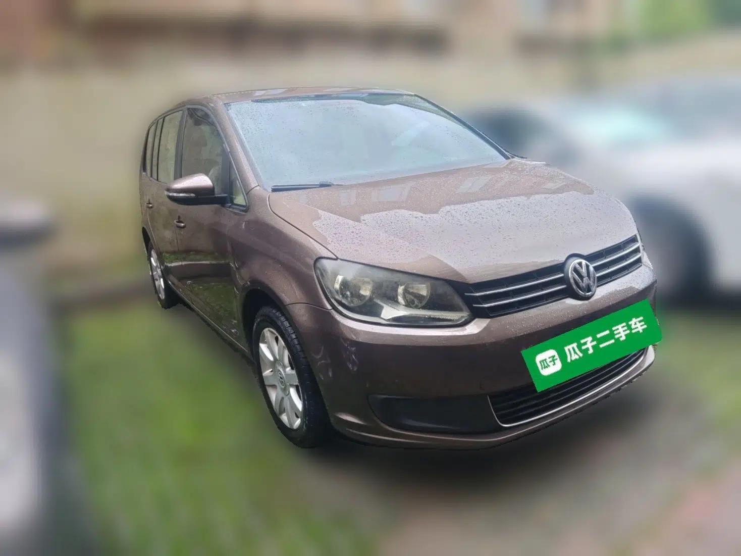 Volkswagen Touran 2011 1.4T Manual ZhiShang Edition 5-seater — миниатюра 3