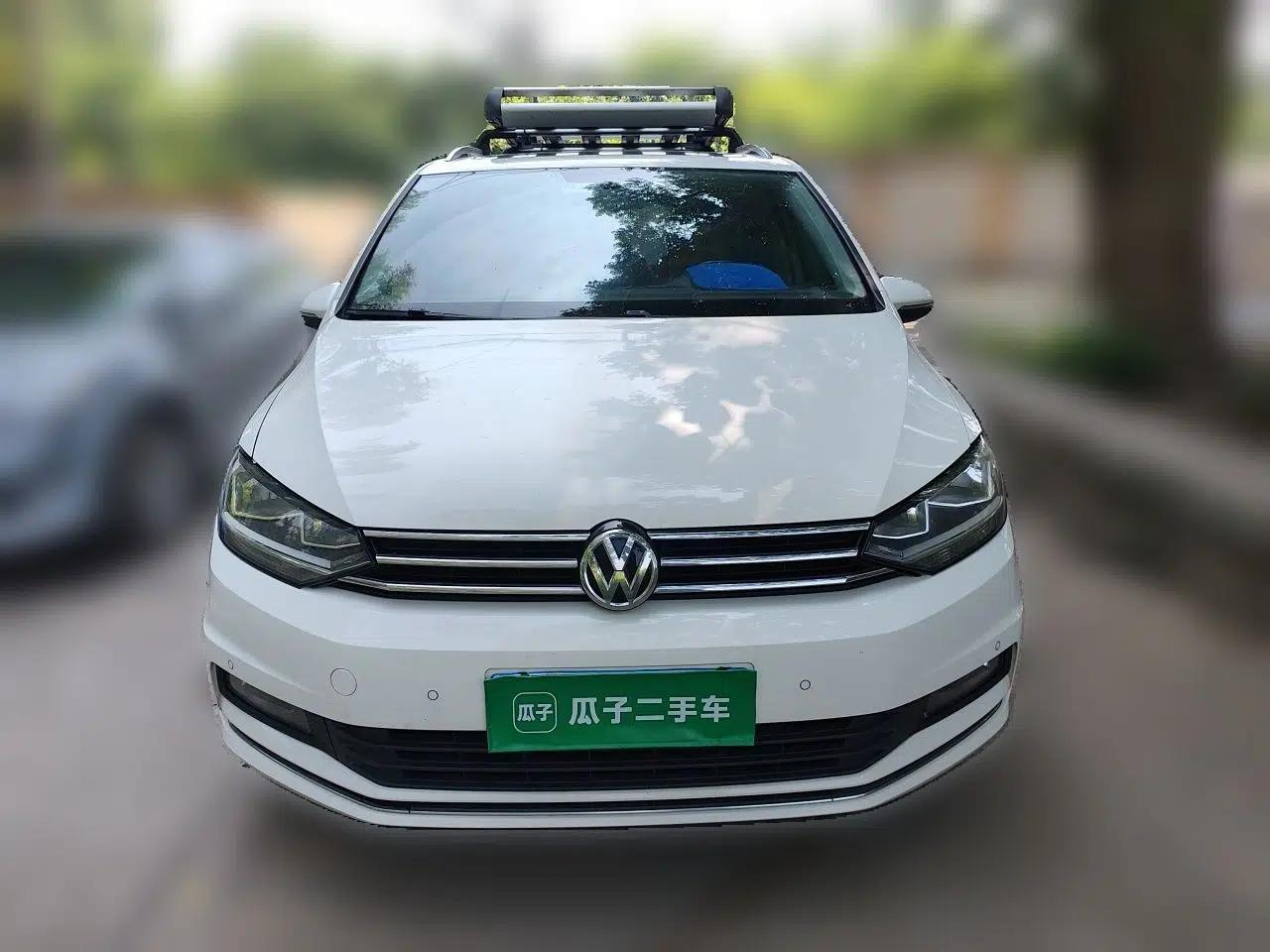 Volkswagen Touran 2021 Touran L 280TSI DSG Comfort Edition 7 Seats — миниатюра 2