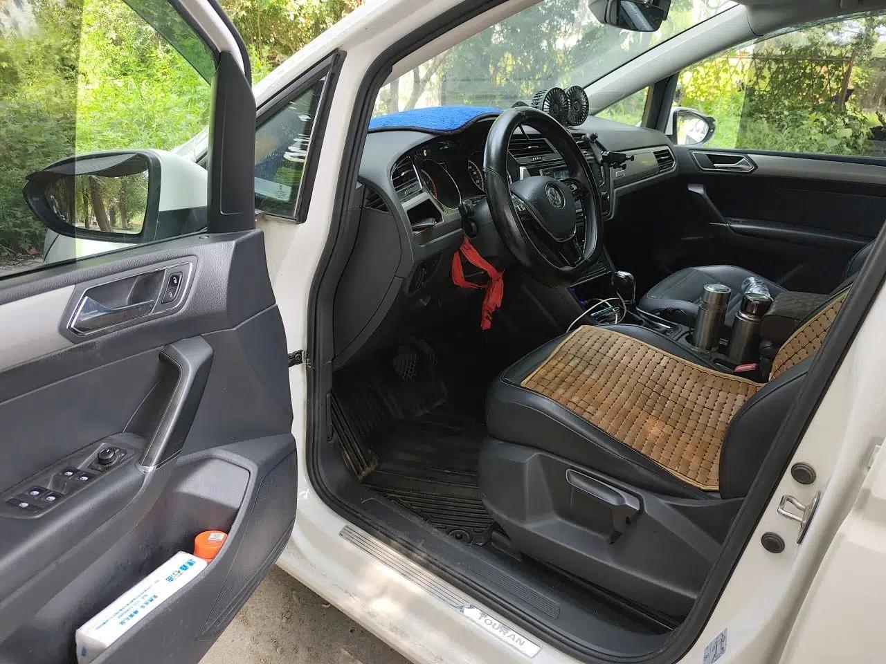 Volkswagen Touran 2021 Touran L 280TSI DSG Comfort Edition 7 Seats — миниатюра 16