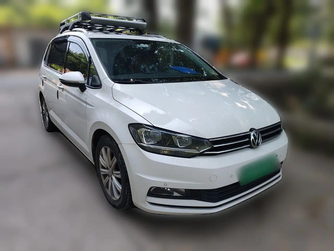 Volkswagen Touran 2021 Touran L 280TSI DSG Comfort Edition 7 Seats — миниатюра 3