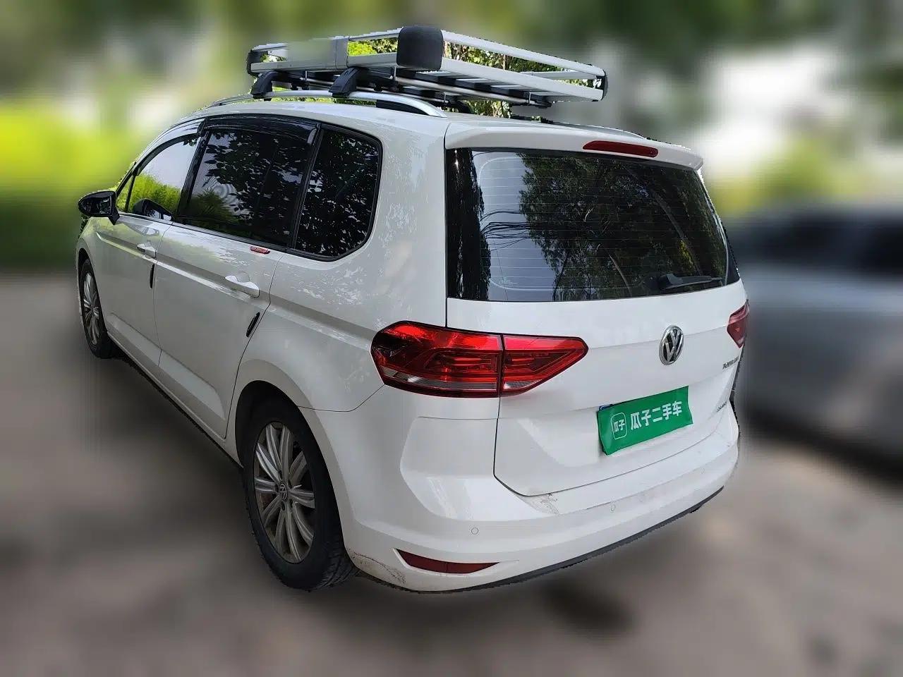Volkswagen Touran 2021 Touran L 280TSI DSG Comfort Edition 7 Seats — миниатюра 4