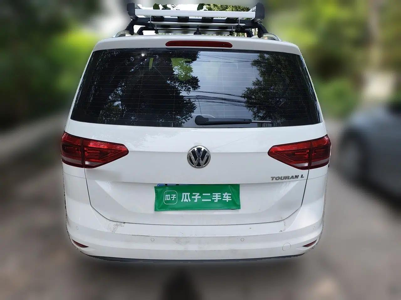 Volkswagen Touran 2021 Touran L 280TSI DSG Comfort Edition 7 Seats — миниатюра 5