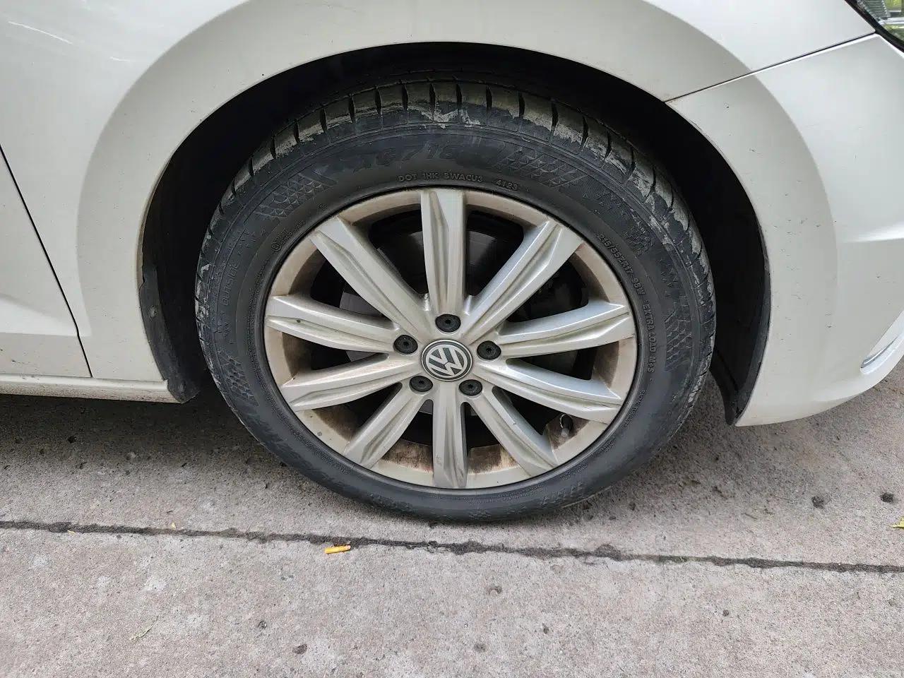 Volkswagen Touran 2021 Touran L 280TSI DSG Comfort Edition 7 Seats — миниатюра 8