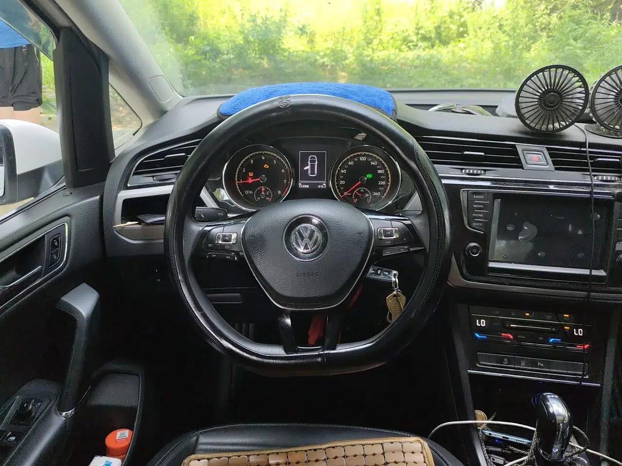 Volkswagen Touran 2021 Touran L 280TSI DSG Comfort Edition 7 Seats — миниатюра 10