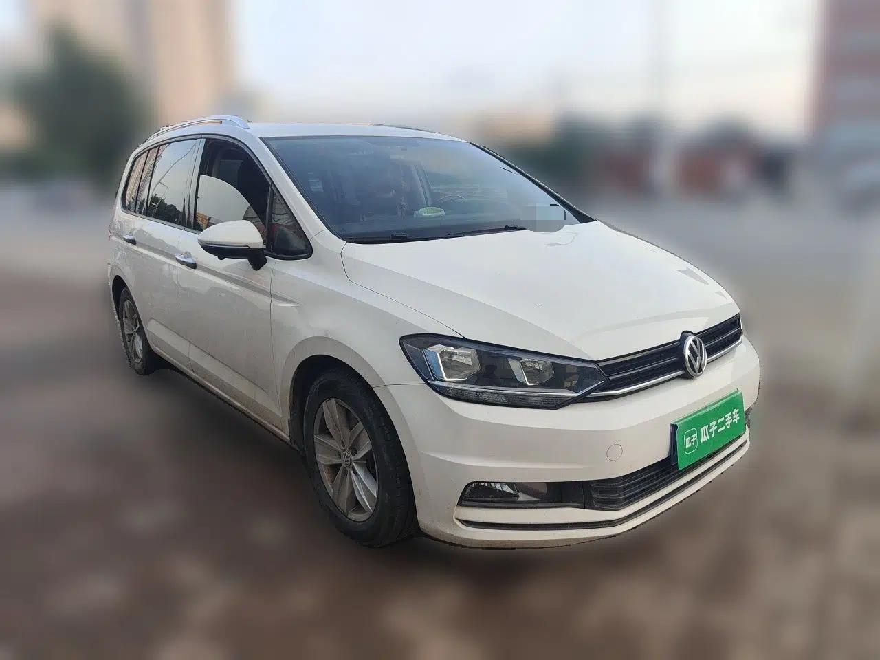 Volkswagen Touran 2018 Volkswagen Touran L 280TSI DSG Style Edition 7 Seats China V Emission Standard — миниатюра 3