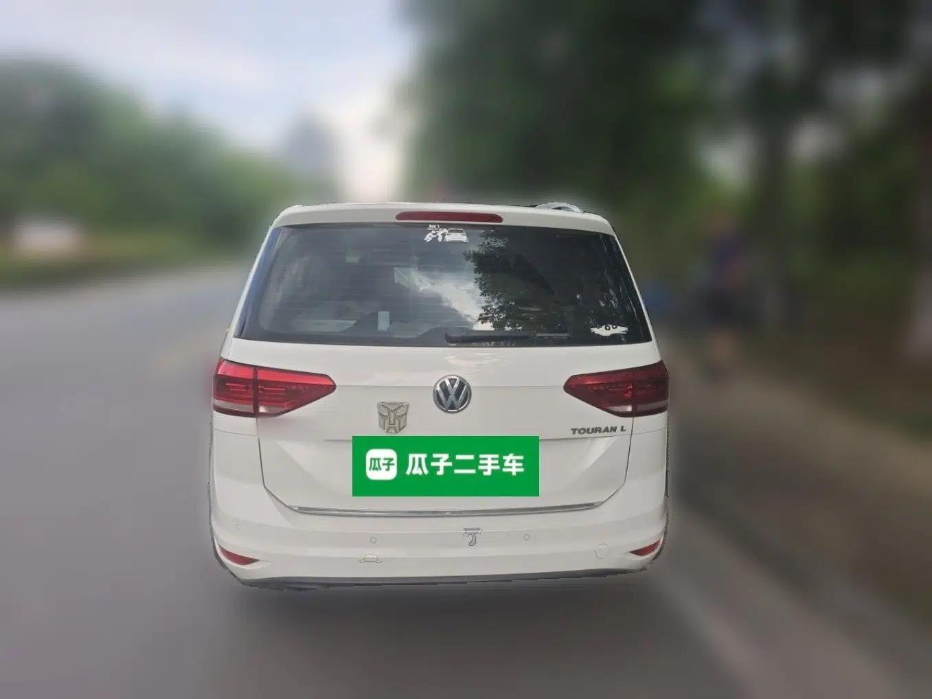 Volkswagen Touran 2016 Volkswagen Touran L 280TSI DSG Luxury Edition — миниатюра 5