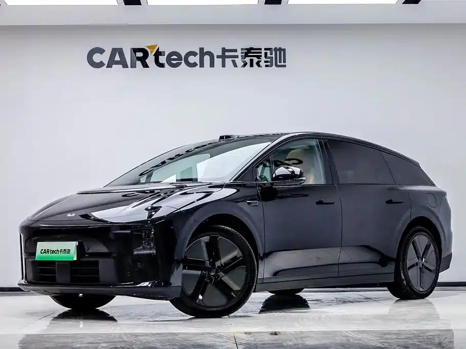 Li Auto i6 2025 Two-Wheel Drive Standard Edition — миниатюра 1