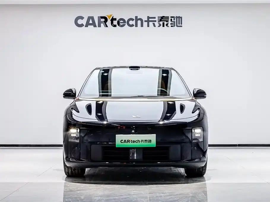 Li Auto i6 2025 Two-Wheel Drive Standard Edition — миниатюра 2