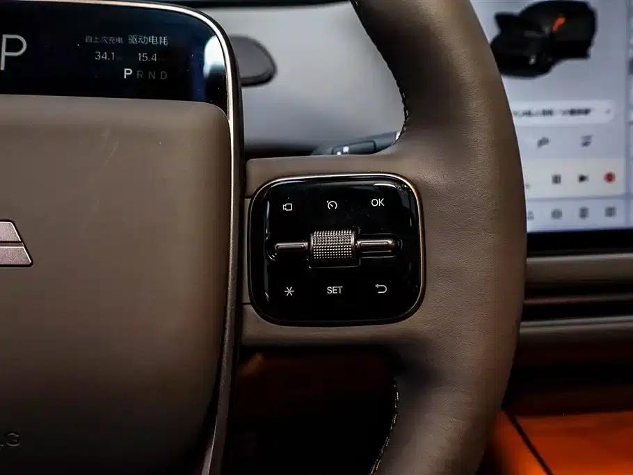 Li Auto i6 2025 Two-Wheel Drive Standard Edition — миниатюра 13