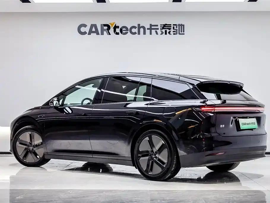 Li Auto i6 2025 Two-Wheel Drive Standard Edition — миниатюра 5