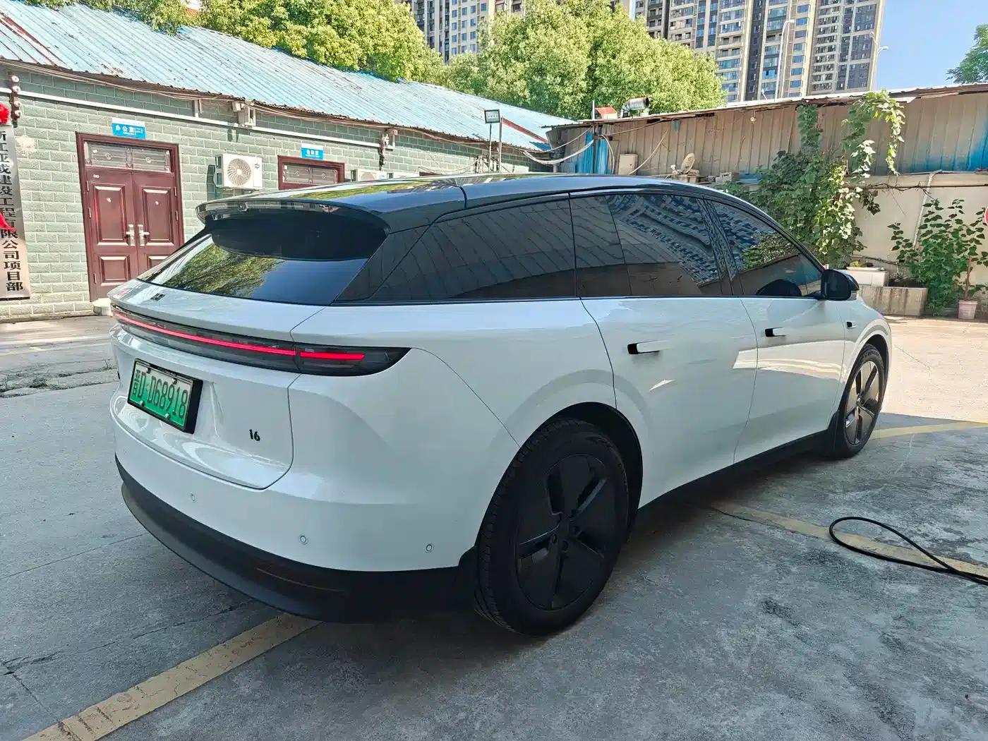 Li Auto i6 2025 Two-Wheel Drive Standard Edition — миниатюра 9