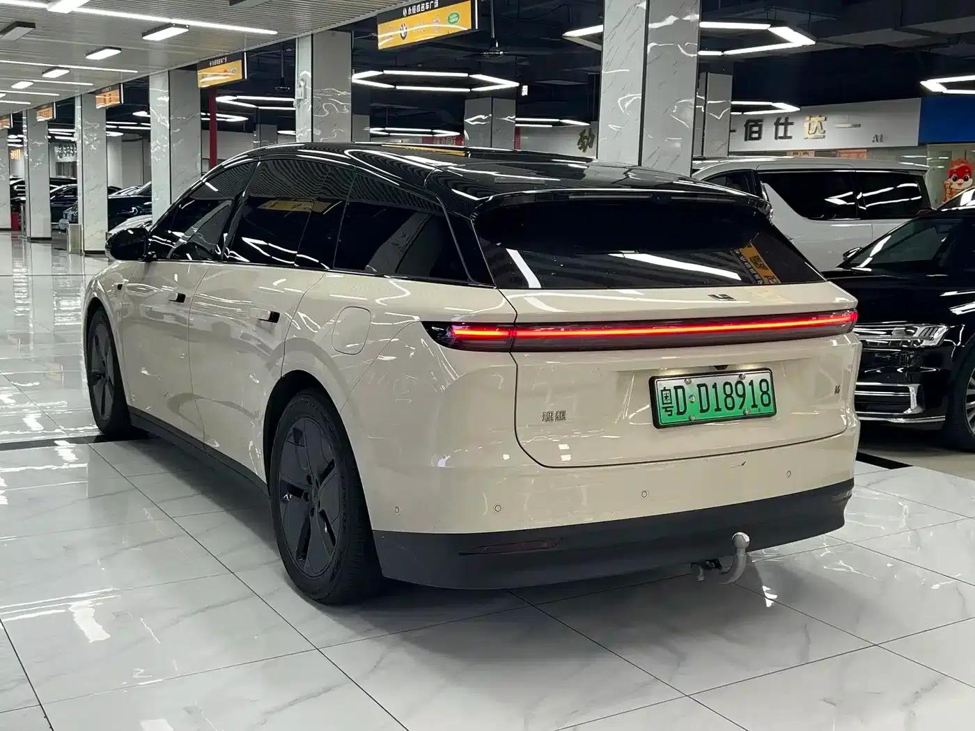 Li Auto i6 2025 Two-Wheel Drive Standard Edition — миниатюра 6