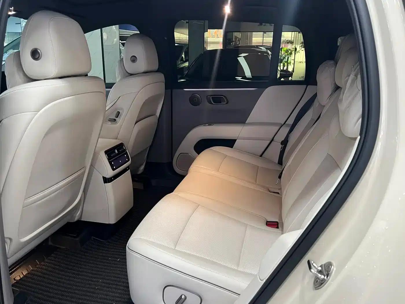 Li Auto i6 2025 Two-Wheel Drive Standard Edition — миниатюра 8