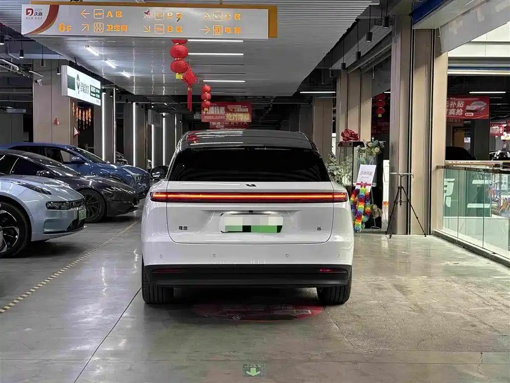 Li Auto i6 2025 Two-Wheel Drive Standard Edition — миниатюра 5