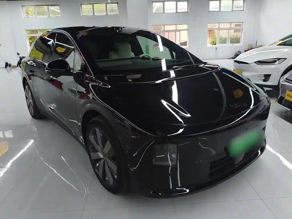 Li Auto i6 2025 Two-Wheel Drive Standard Edition — миниатюра 4