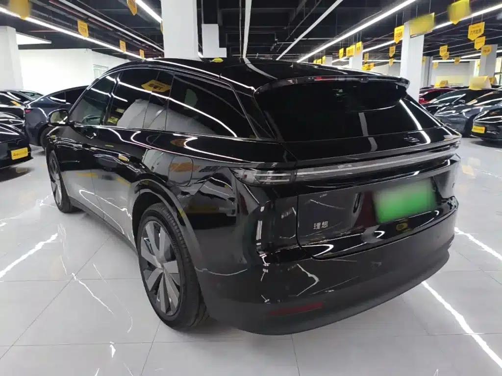 Li Auto i6 2025 Two-Wheel Drive Standard Edition — миниатюра 5