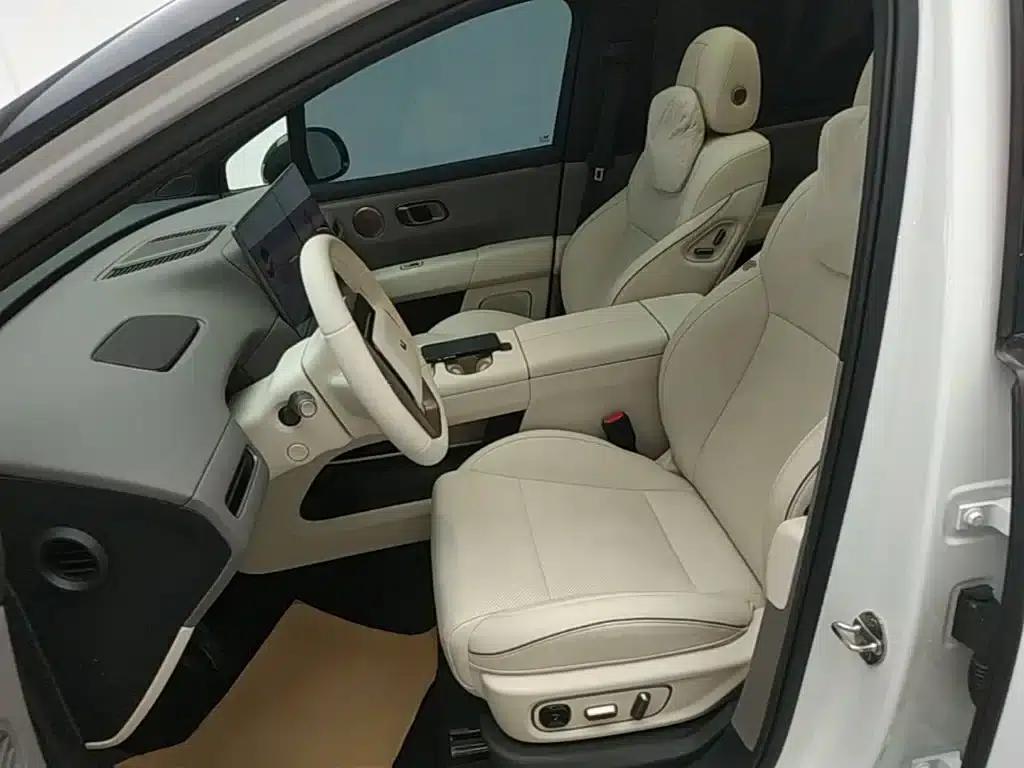 Li Auto i6 2025 Two-Wheel Drive Standard Edition — миниатюра 15