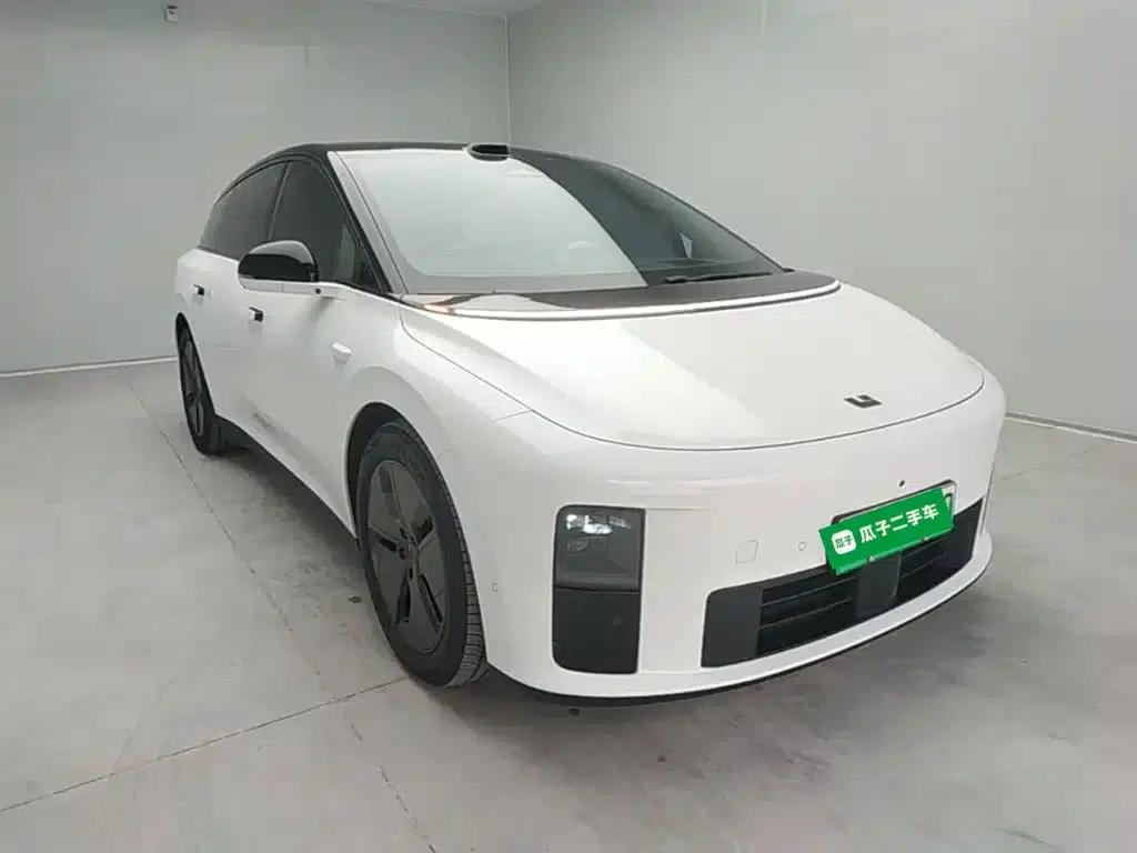 Li Auto i6 2025 Two-Wheel Drive Standard Edition — миниатюра 4