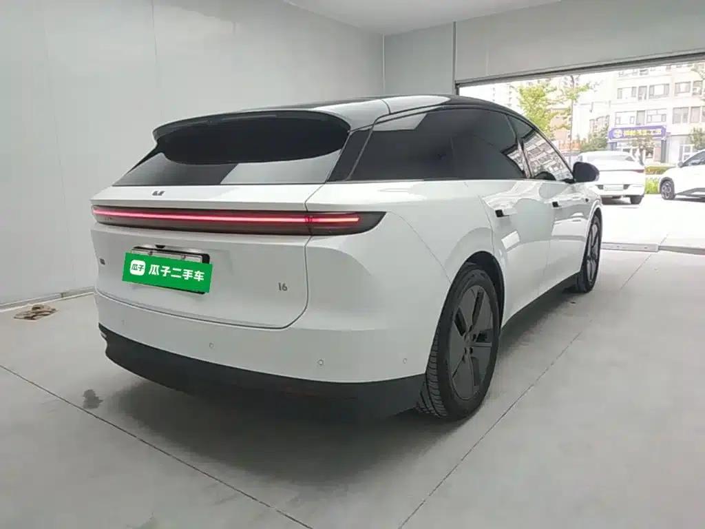 Li Auto i6 2025 Two-Wheel Drive Standard Edition — миниатюра 7