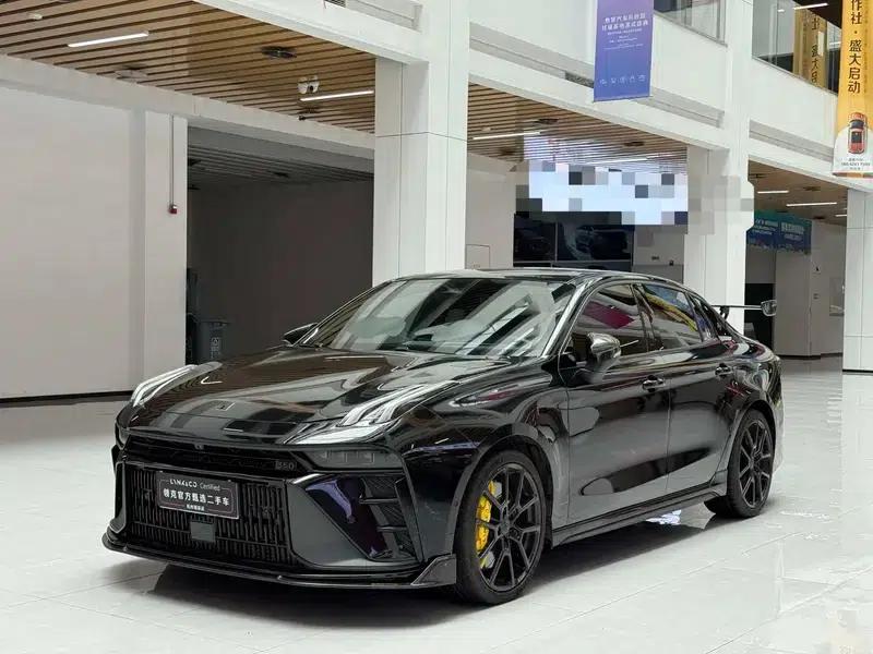 Lynk & Co 03 2023 03+ 2.0TD Automatic Performance Package — миниатюра 1