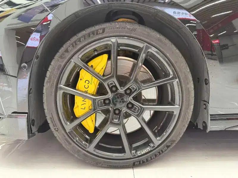 Lynk & Co 03 2023 03+ 2.0TD Automatic Performance Package — миниатюра 9