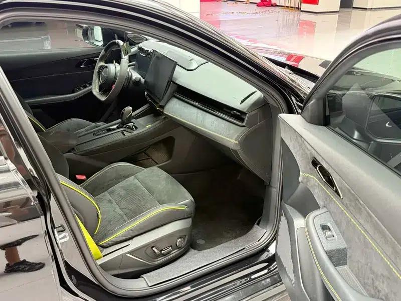 Lynk & Co 03 2023 03+ 2.0TD Automatic Performance Package — миниатюра 10