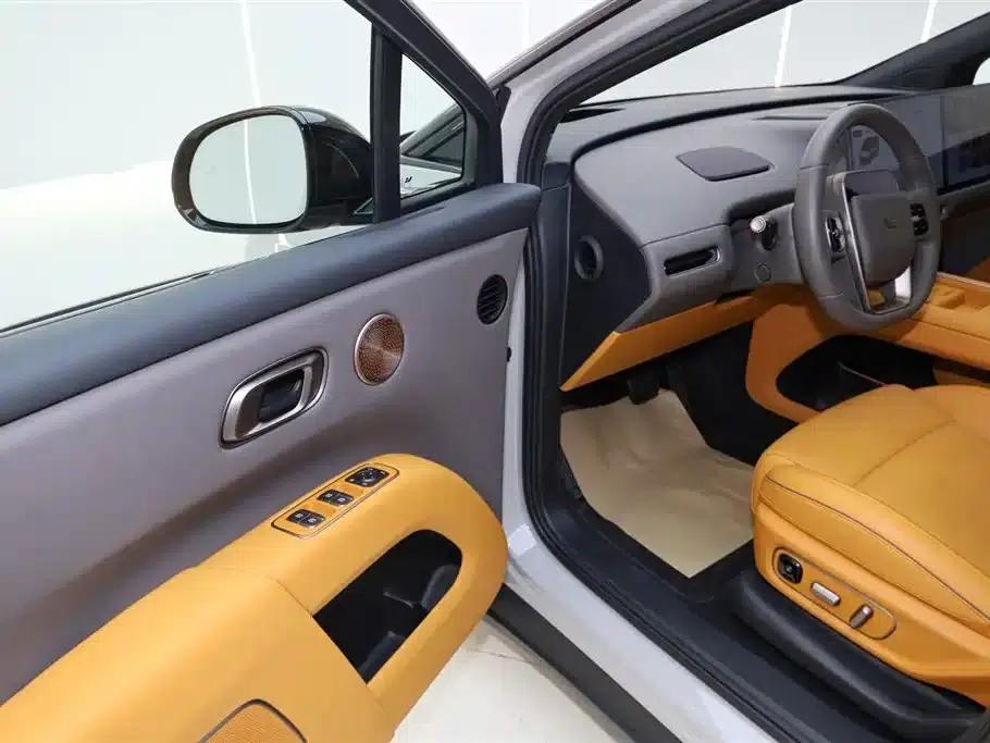 Li Auto i8 2025 Standard Edition — миниатюра 26