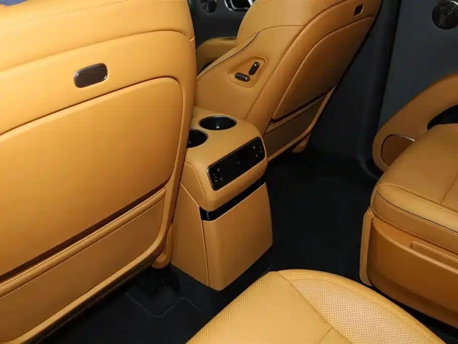 Li Auto i8 2025 Standard Edition — миниатюра 29