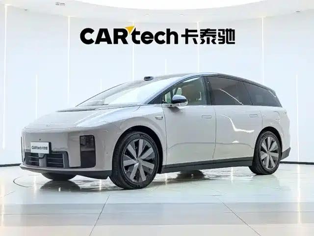 Li Auto i8 2025 Standard Edition