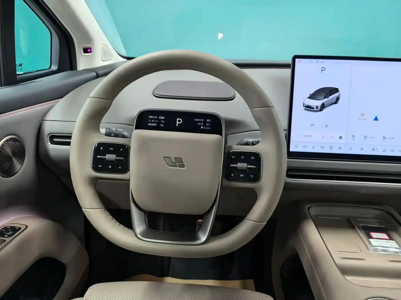 Li Auto i8 2025 Standard Edition — миниатюра 12
