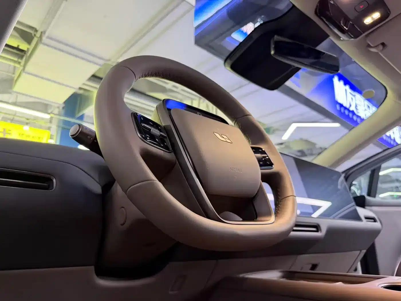 Li Auto i8 2025 Standard Edition — миниатюра 11