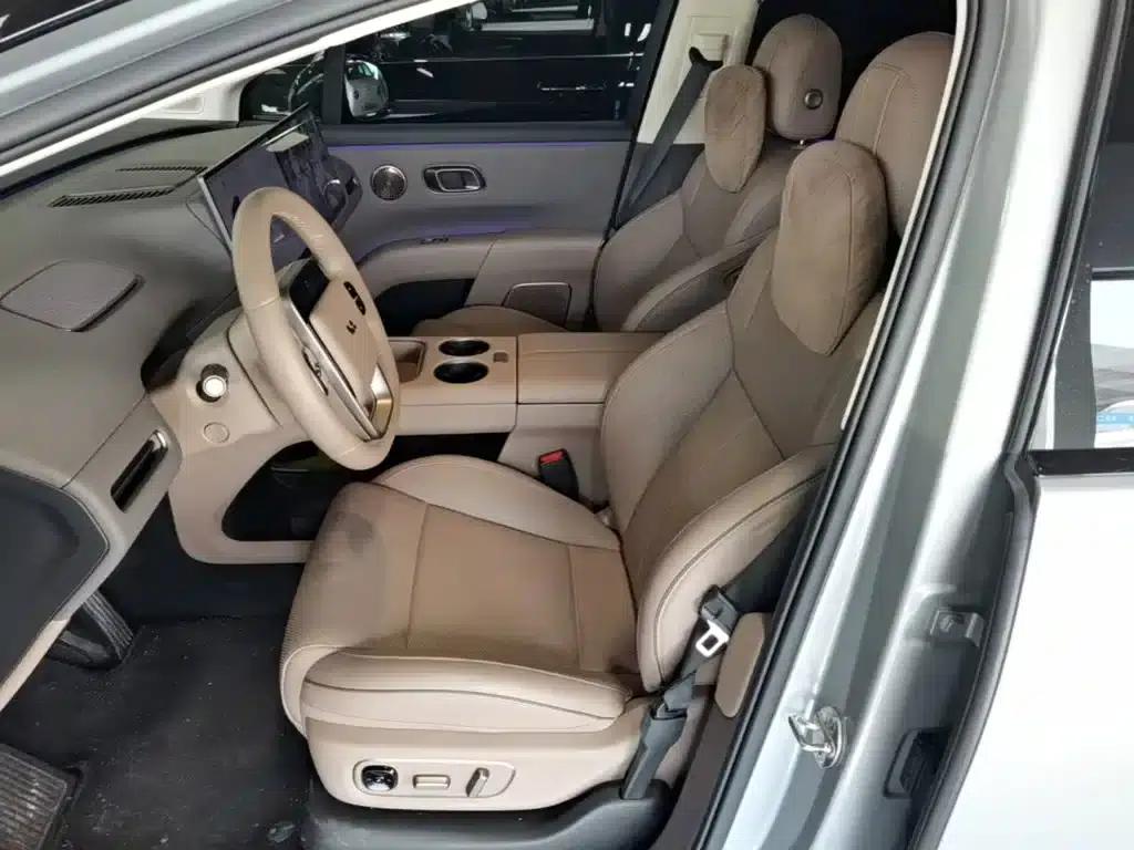 Li Auto i8 2025 Standard Edition — миниатюра 15
