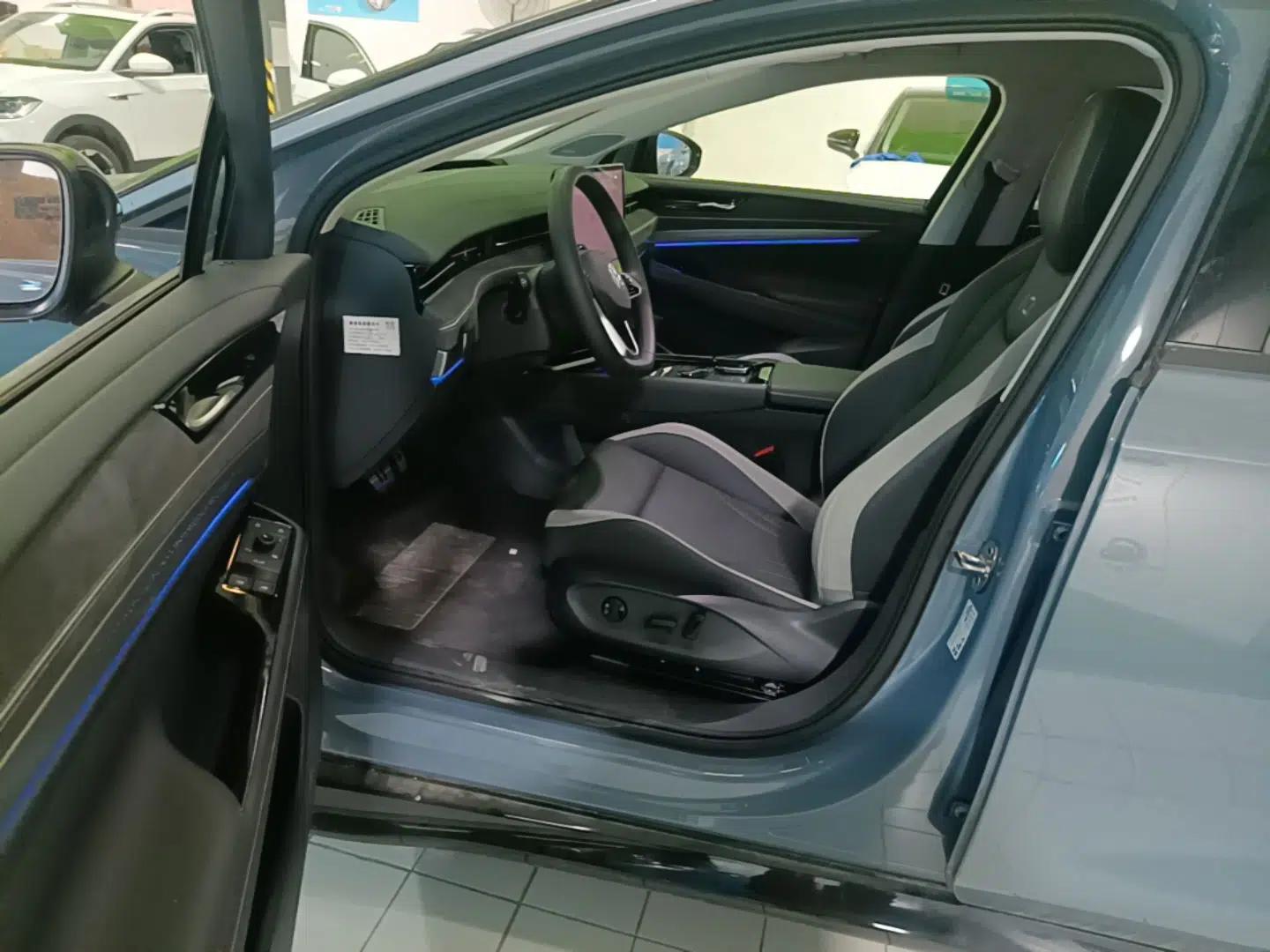 Volkswagen ID.7 VIZZION 2024 PRO Model — миниатюра 18