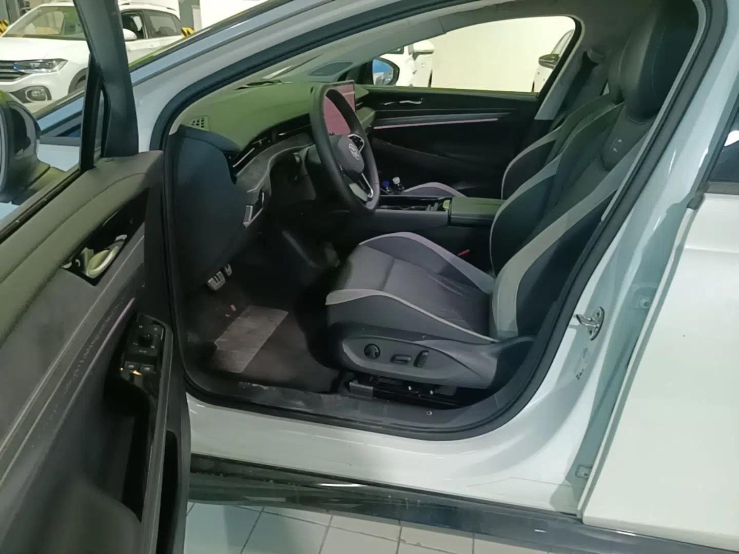 Volkswagen ID.7 VIZZION 2024 PRO Model — миниатюра 18
