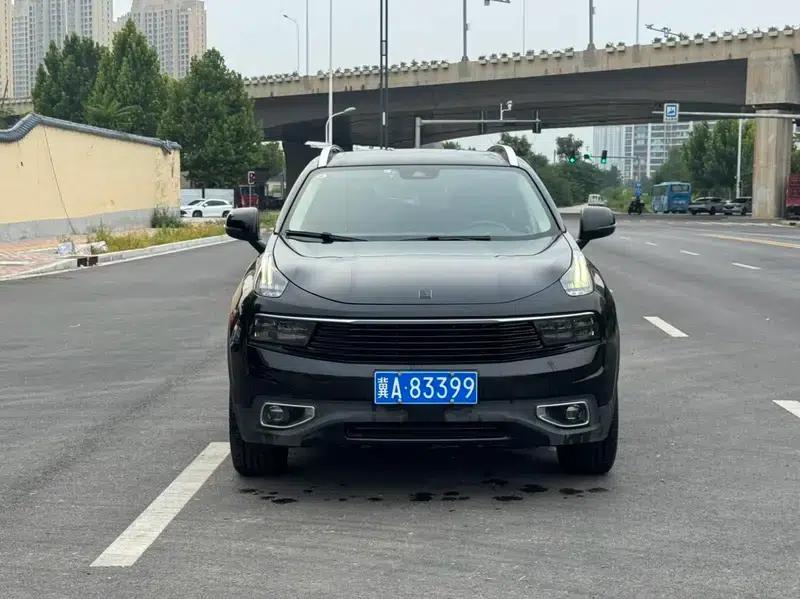 Lynk & Co 01 2017 2.0T 2WD Pro Edition — миниатюра 2