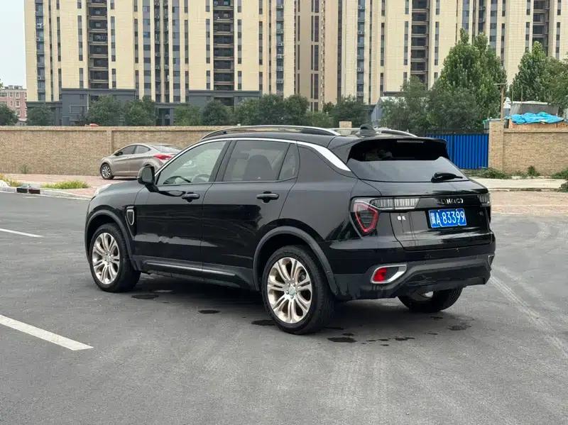 Lynk & Co 01 2017 2.0T 2WD Pro Edition — миниатюра 4