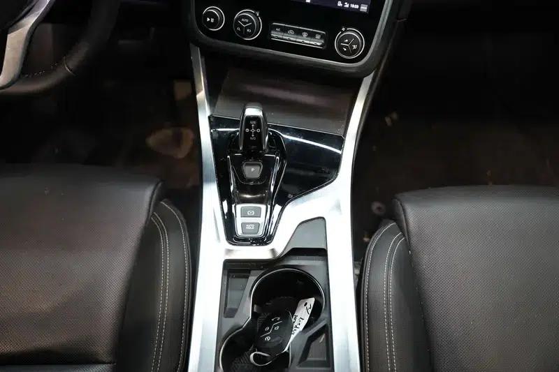 Lynk & Co 01 2019 2.0T 2WD Pro Edition (China VI Emission Standard) — миниатюра 22