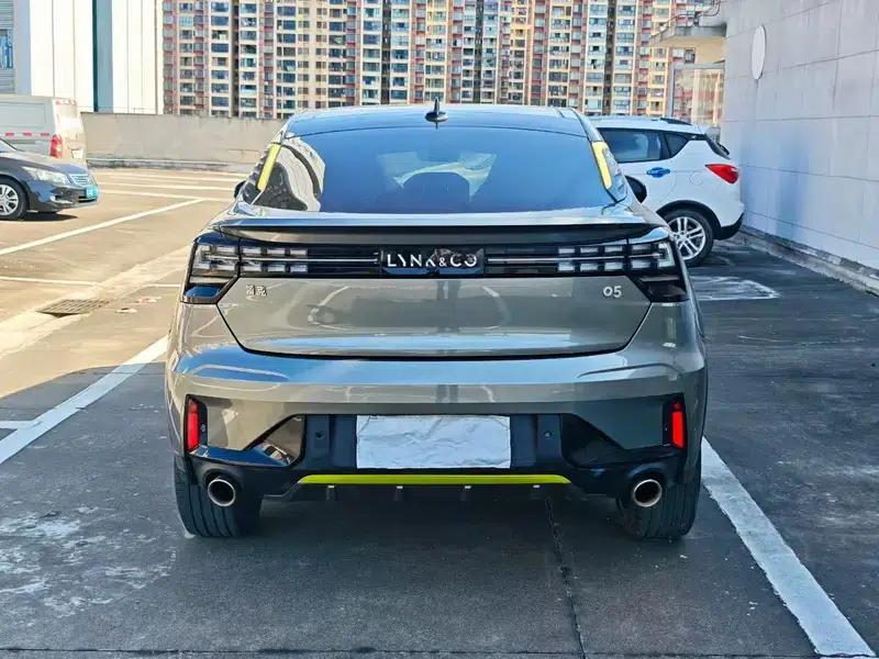 Lynk & Co 05 2020 2.0TD Two-Wheel Drive Plus — миниатюра 5