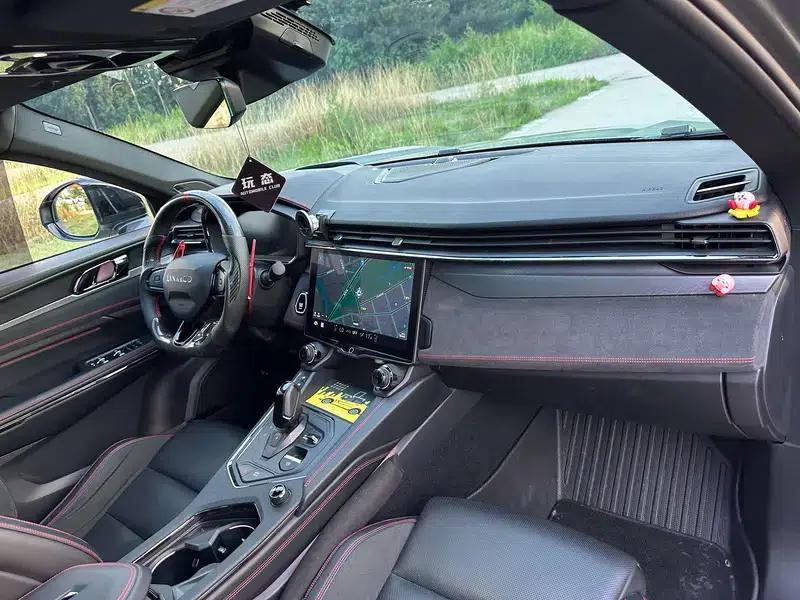 Lynk & Co 05 2022 2.0TD AWD Halo — миниатюра 22
