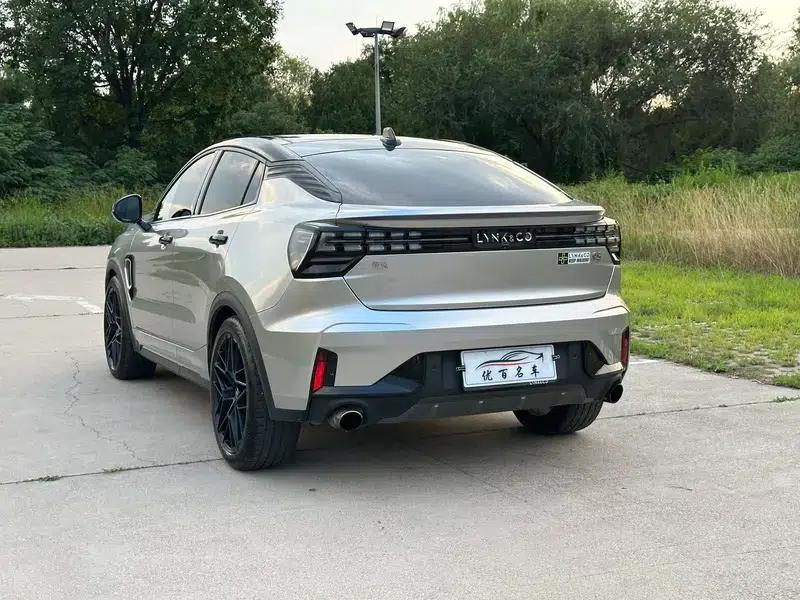Lynk & Co 05 2022 2.0TD AWD Halo — миниатюра 5