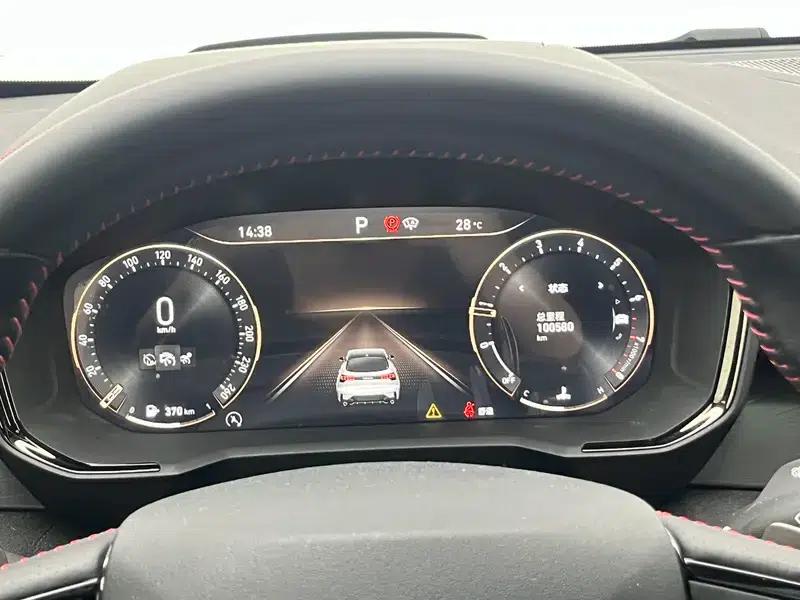 Lynk & Co 05 2020 2.0TD AWD Halo — миниатюра 15