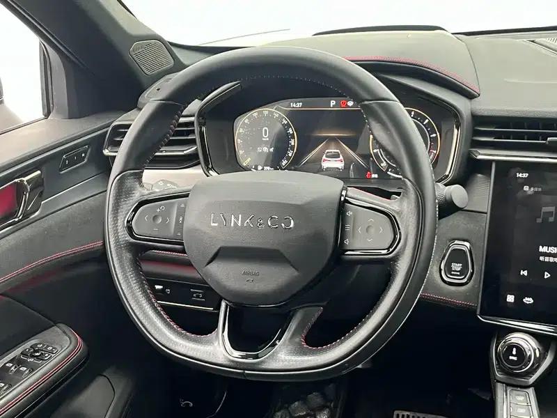 Lynk & Co 05 2020 2.0TD AWD Halo — миниатюра 16