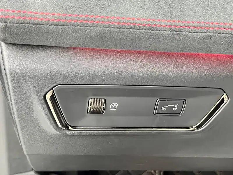Lynk & Co 05 2020 2.0TD AWD Halo — миниатюра 18
