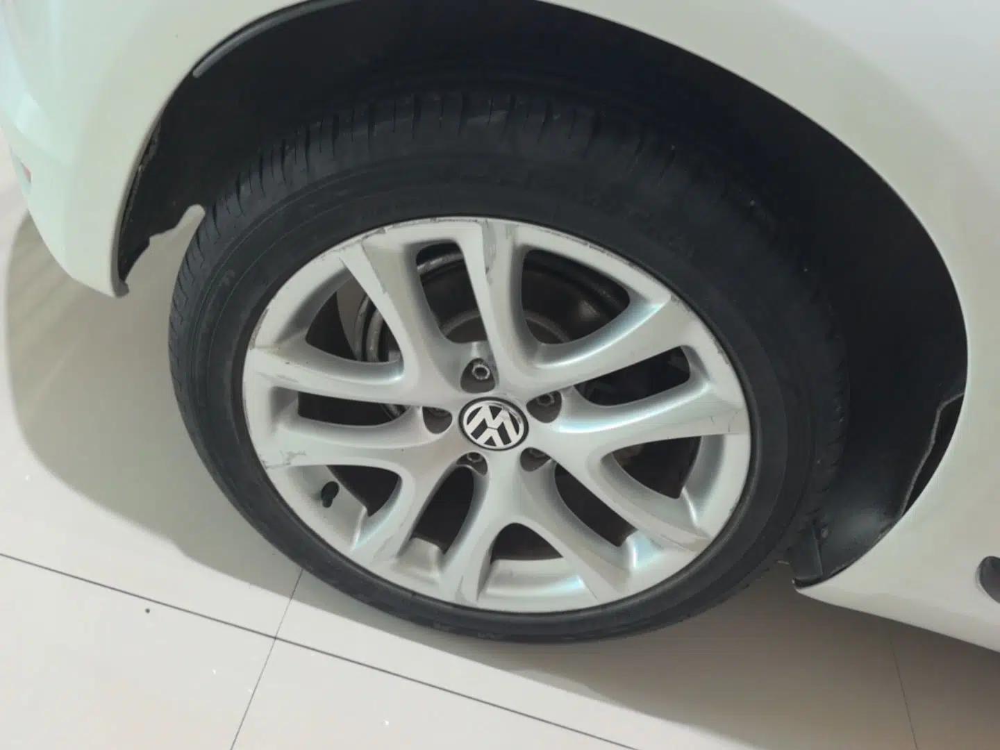 Volkswagen Scirocco 2015 1.4TSI Fashion Edition — миниатюра 11